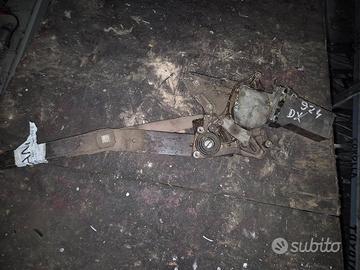 Alzavetro Anteriore Destro Per Porsche 924 - 944