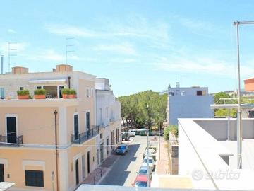 Appartamento solo per COLLEGHI a Grottaglie