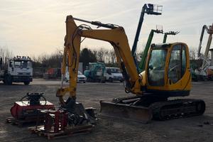 JCB 8080