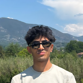 Cameriere e barista ( caffetteria)