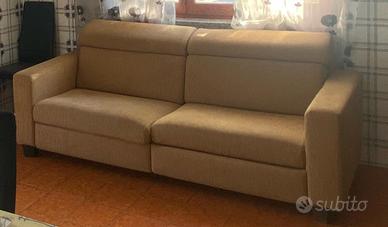 Divano di 2 metri con chaise long!!