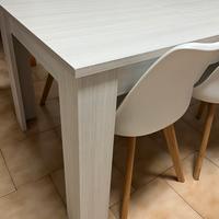 tavolo allingabile fino a 12 posti