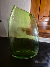 vaso in vetro per fiori recisi