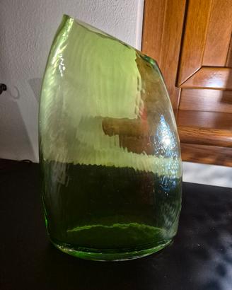 vaso in vetro per fiori recisi
