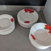 Set 36 piatti ceramica tema natalizio