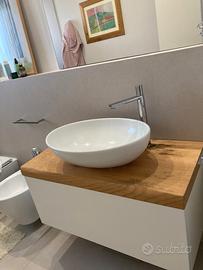 Mobile bagno con lavabo