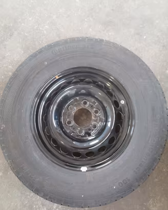 Pneumatici Continental 225/75 R16C 121/120R