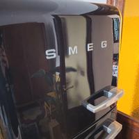 Frigorifero Smeg Nero