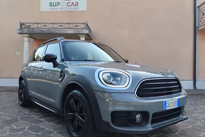 MINI Countryman 2.0 Cooper D Hype Countryman