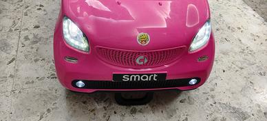 macchina elettrica per bambini  smart con mp4