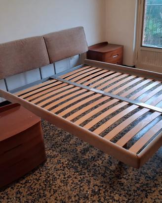 Letto Matrimoniale con Rete a Doghe