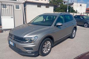 Volkswagen Tiguan 1.6 TDI SCR Sport BlueMotion Tec