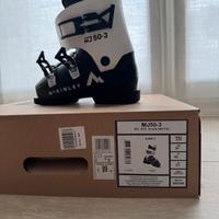 Attrezzatura bimbo sci