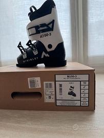 Attrezzatura bimbo sci