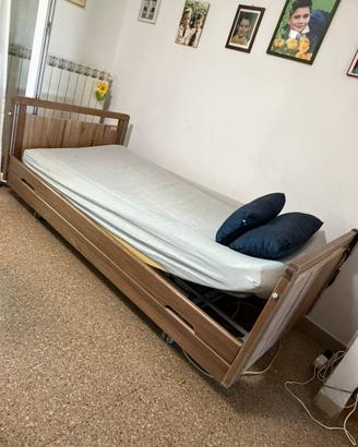 Letto per degenza ortopedico motorizzato