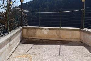 CASA SEMINDIPENDENTE A TAGLIACOZZO