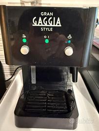 Macchina del caffe’sia polvere che cialde ESE