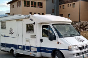 Condivido camper semintegrale x brevi vacanze
