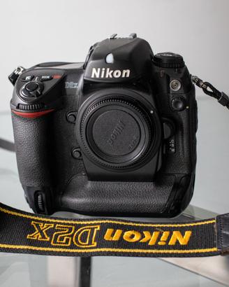 Nikon D2X – 69.219 scatti