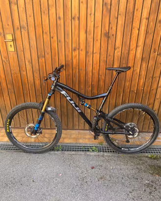 Bici enduro Fuji