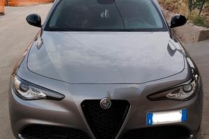 Alfa Romeo Giulia 2.2 180 CV