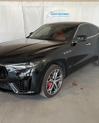 MASERATI Levante V6 Diesel 275 CV AWD Gransport