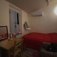 Camera libera per una ragazza