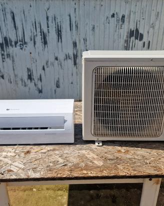 Climatizzatore Saunier Duval  - Per pezzi