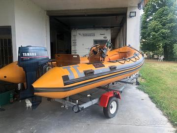 Joker 460 con Yamaha 25 con carrello