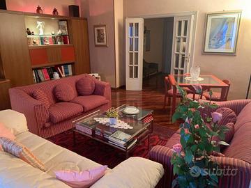Appartamento di 180 m² con 5 locali e box auto dop