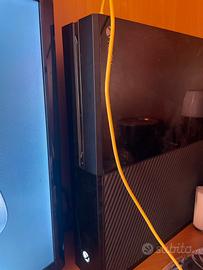 xbox one tenuta benissimo 512 gb