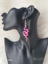 Orecchini pendenti a forma di serpente 