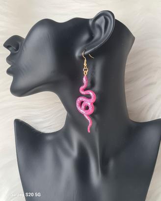 Orecchini pendenti a forma di serpente 