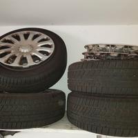 N.4 Cerchi - Copricerchi Ford- n.4 Gomme da Neve