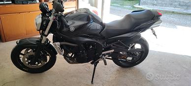Yamaha FZ6 