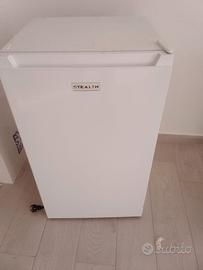 Frigorifero basso colore bianco marca Stealth
