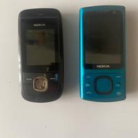 Due cellulari Nokia vintage