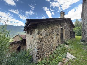 CASA INDIPENDENTE A TEGLIO