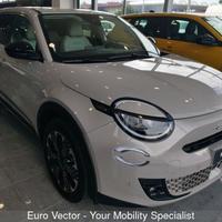 FIAT 600 1.2 Hybrid 110cv La Prima