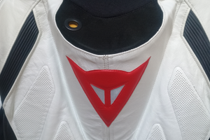 Tuta Dainese tg48 pelle canguro