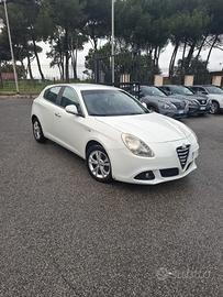 Alfa Romeo Giulietta 1.6 JTDm-2 105 CV Exclusive