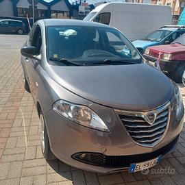 LANCIA YPSILON 1.2 FIRE NEOPATENTATI