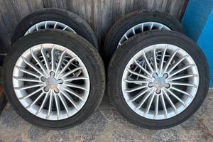 Penumatici con cerchi da 17 Audi 245/45 A4