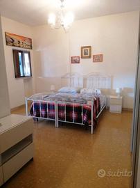 EUR MAGLIANA TRILOCALE ARREDATO Con BALCONE