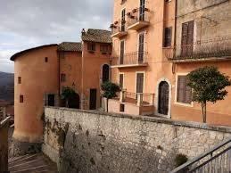 Villa di 240 m² con più di 5 locali a Fiuggi