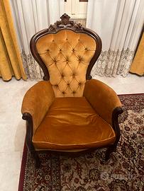 Mobili d’epoca e arredamento classico