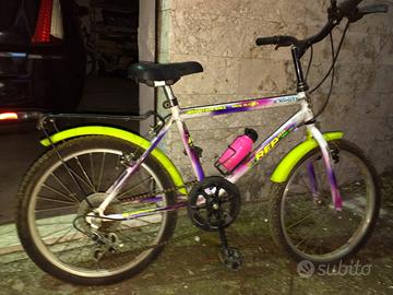 Mountain bike per ragazzino, calibro 20 (penso)