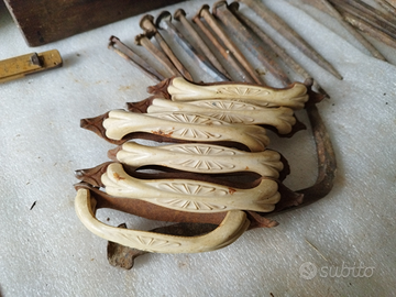 Antiche maniglie originali per mobili