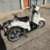 Scarabeo Piaggio 50cc 2 tempi del 2011 9300km
