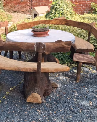Tavolo da giardino in.legno